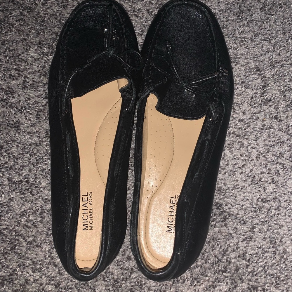 ••  Michael Kors Shoes ••
